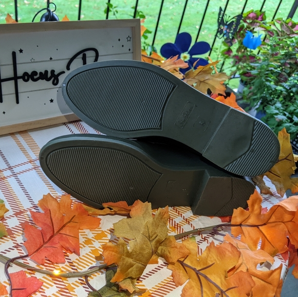 Rain Boots - Picture 4 of 4